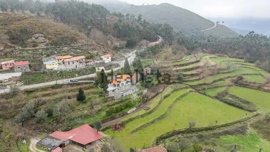 Moradia T3 para Venda em Valdosende Foto 34