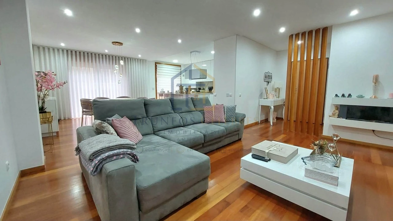 Apartamento T3 para Venda em Póvoa de Varzim, Beiriz e Argivai Foto 2