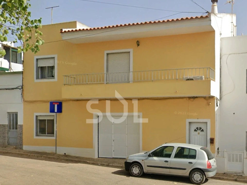 Moradia T3 para Venda em Estômbar e Parchal Foto 1