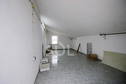 Moradia T3 para Venda em Estômbar e Parchal