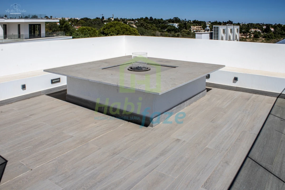 Moradia T4 para Venda em Lagoa e Carvoeiro Foto 19