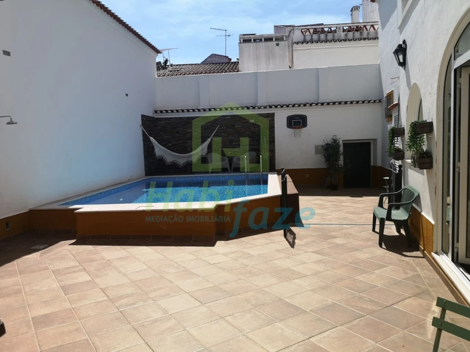 Moradia T6 para Venda em Évora (São Mamede, Sé, São Pedro e Santo Antão) Foto 7