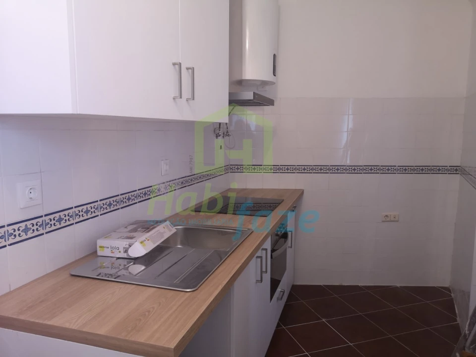 Apartamento T4 para Venda em Évora (São Mamede, Sé, São Pedro e Santo Antão) Foto 3