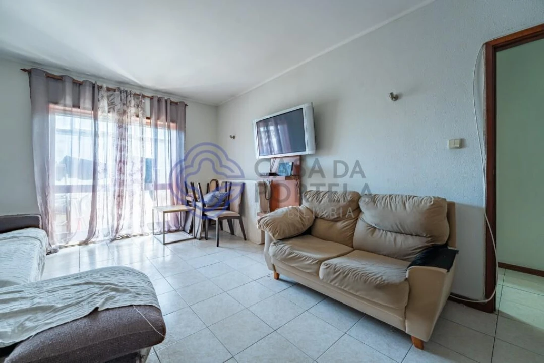 Apartamento T2 para Venda em Cidade da Maia Foto 5