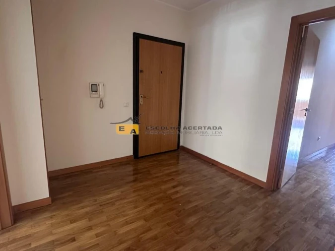 Apartamento T2 para Venda em Custóias, Leça do Balio e Guifões Foto 8