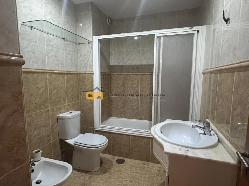 Apartamento T2 para Venda em Custóias, Leça do Balio e Guifões Foto 13