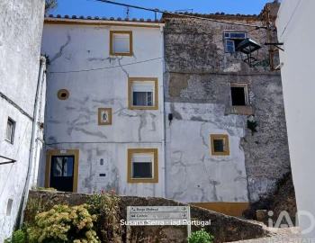 Moradia T3 para Venda em Santiago Maior
