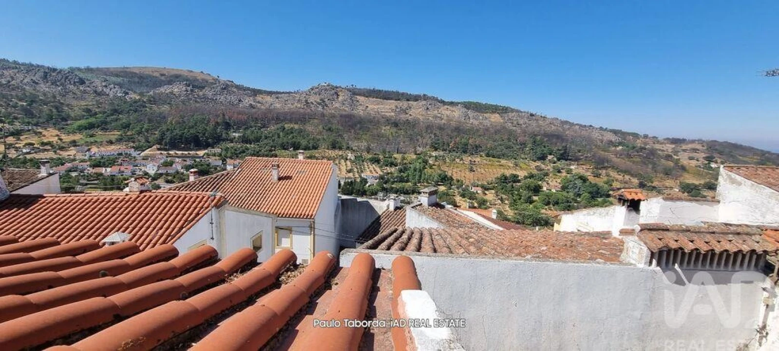 Moradia T3 para Venda em Santiago Maior Foto 9