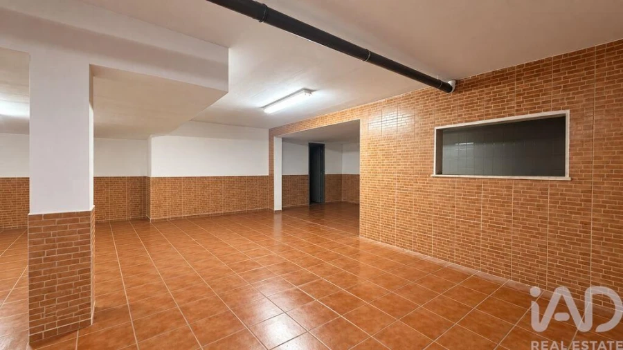 Moradia T5 para Venda em Montenegro Foto 22