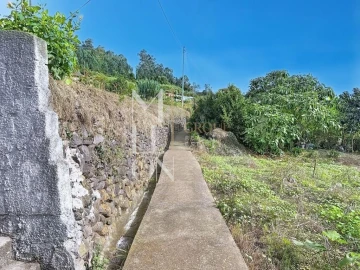 Moradia T2 para Venda em Arco da Calheta