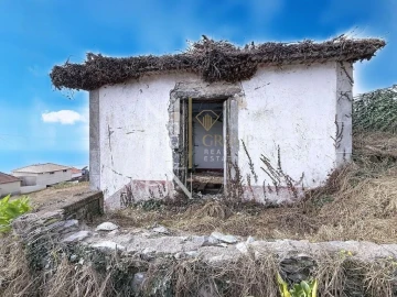 Moradia T2 para Venda em Arco da Calheta