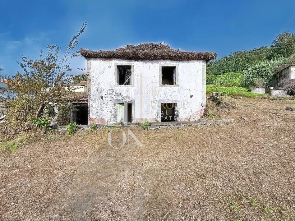 Moradia T2 para Venda em Arco da Calheta Foto 1