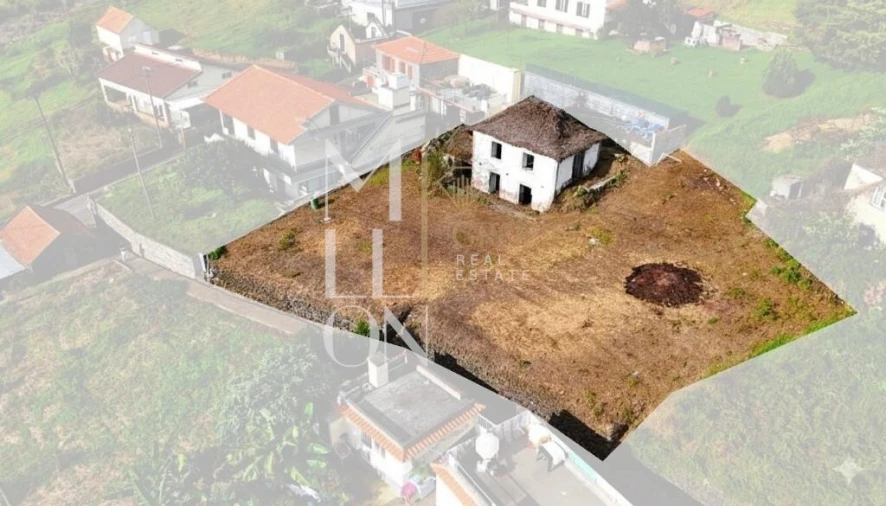 Moradia T2 para Venda em Arco da Calheta Foto 32