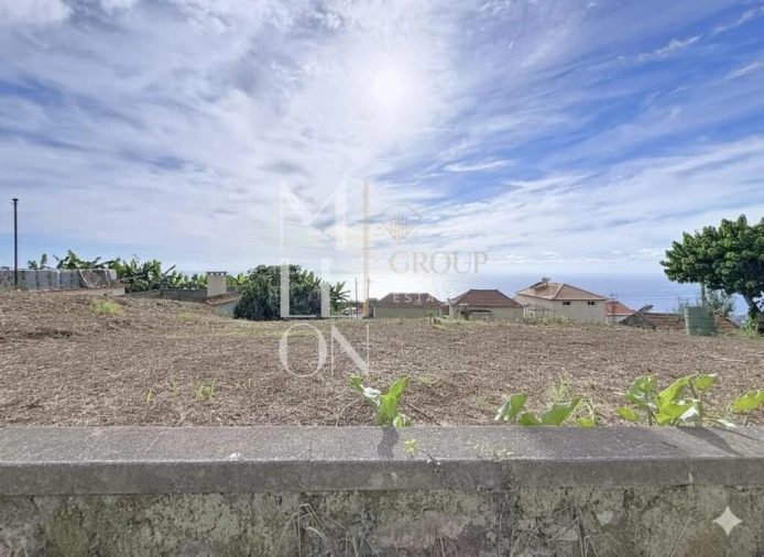 Moradia T2 para Venda em Arco da Calheta Foto 20