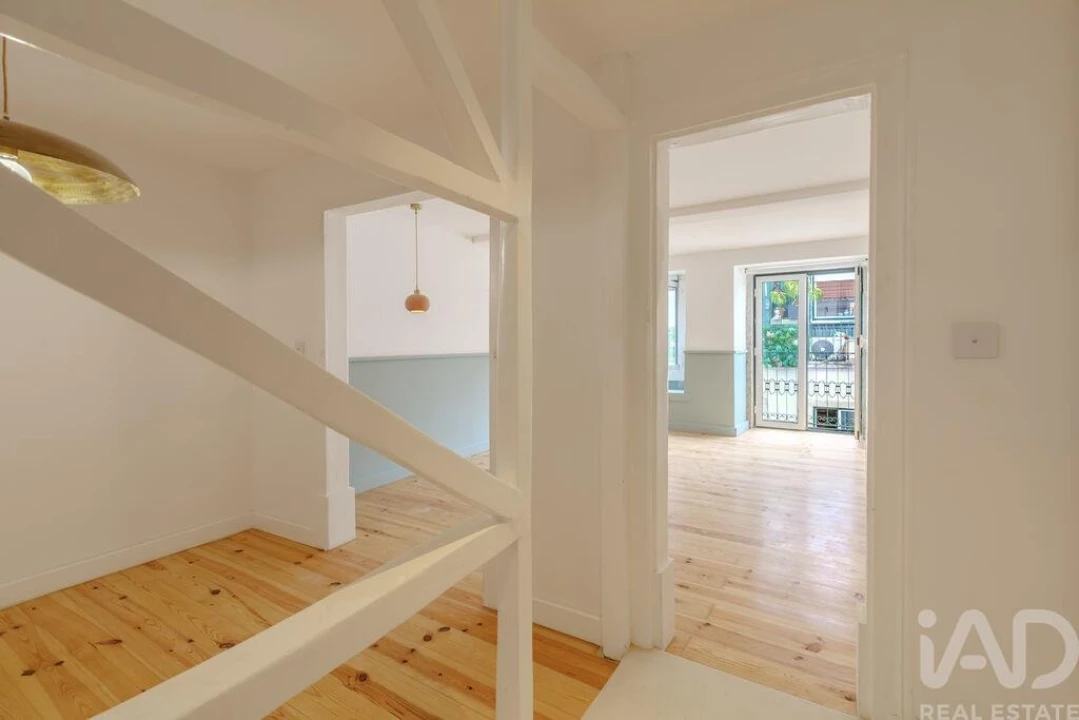 Apartamento T1 para Venda em Misericórdia Foto 16