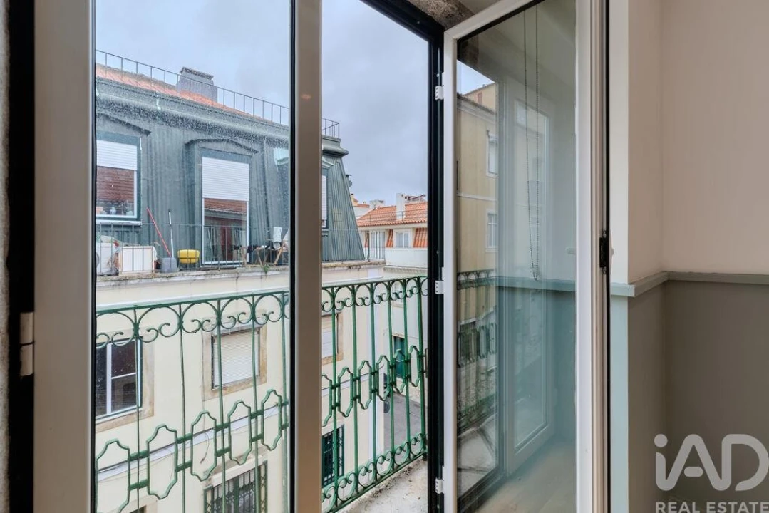 Apartamento T1 para Venda em Misericórdia Foto 9