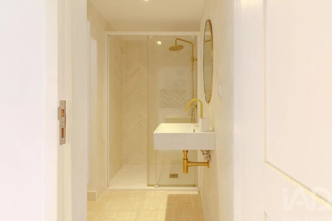 Apartamento T1 para Venda em Misericórdia Foto 17