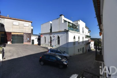 Moradia T5 para Venda em São Miguel, Santa Eufémia e Rabaçal