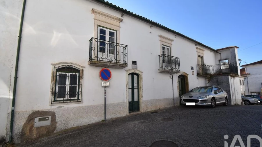 Moradia T5 para Venda em São Miguel, Santa Eufémia e Rabaçal