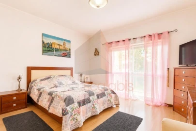 Apartamento T3 para Venda em Romeira e Várzea