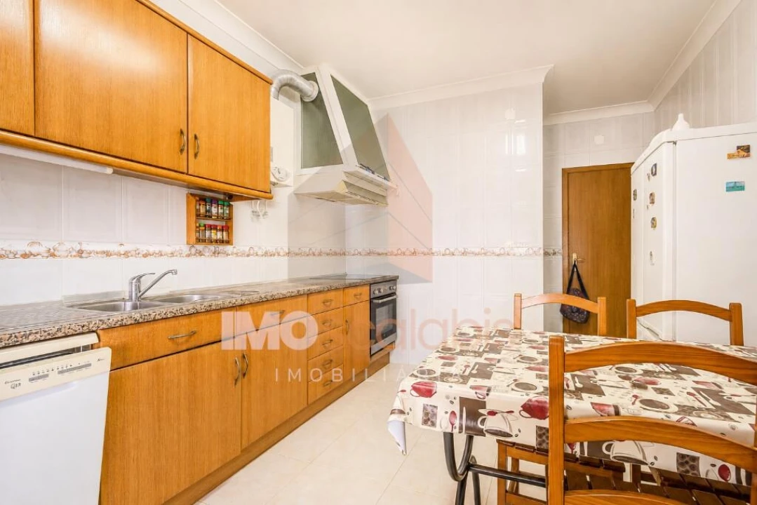 Apartamento T3 para Venda em Romeira e Várzea Foto 9