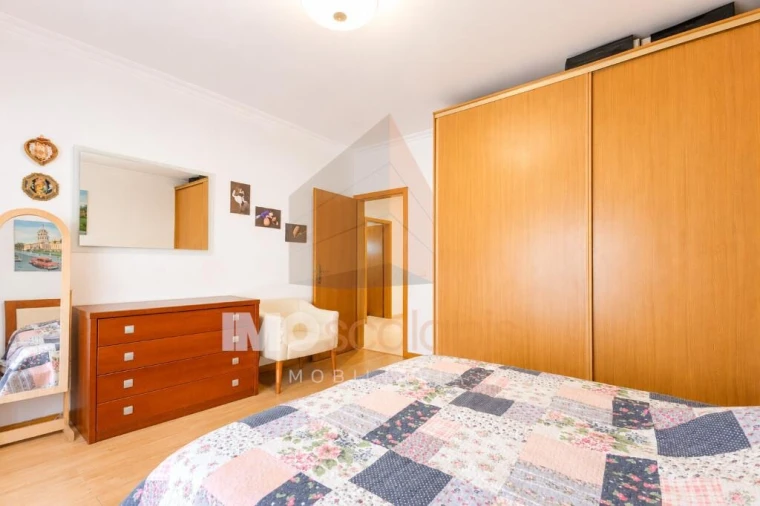 Apartamento T3 para Venda em Romeira e Várzea Foto 16