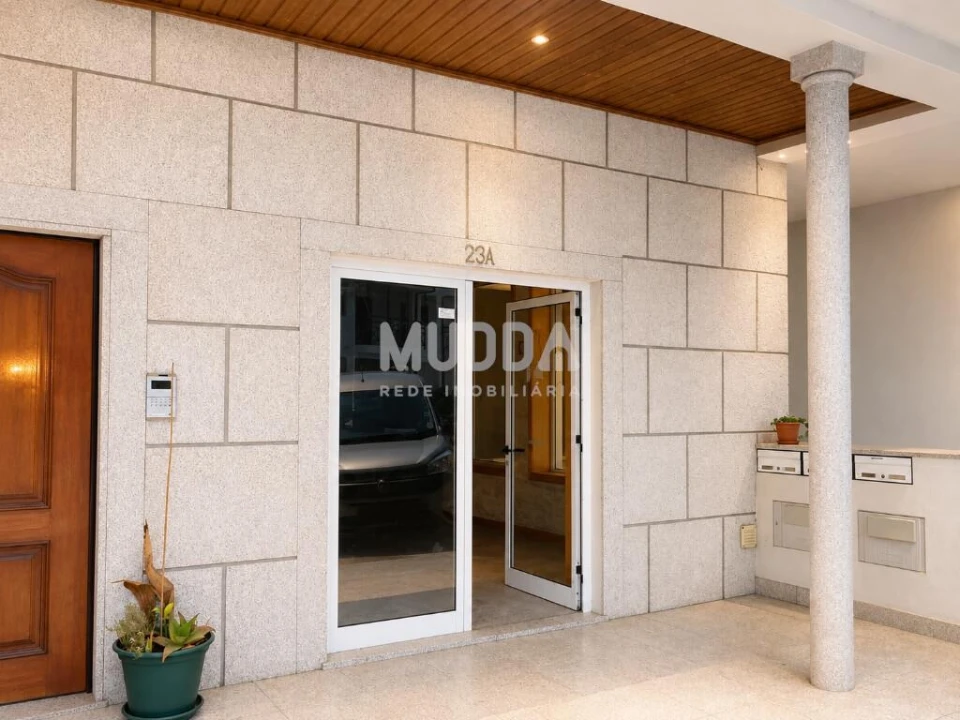 Loja para Venda em Murça Foto 1