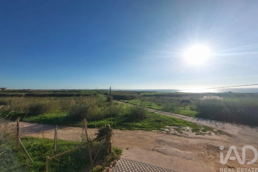Terreno para Venda em Atouguia da Baleia Foto 2