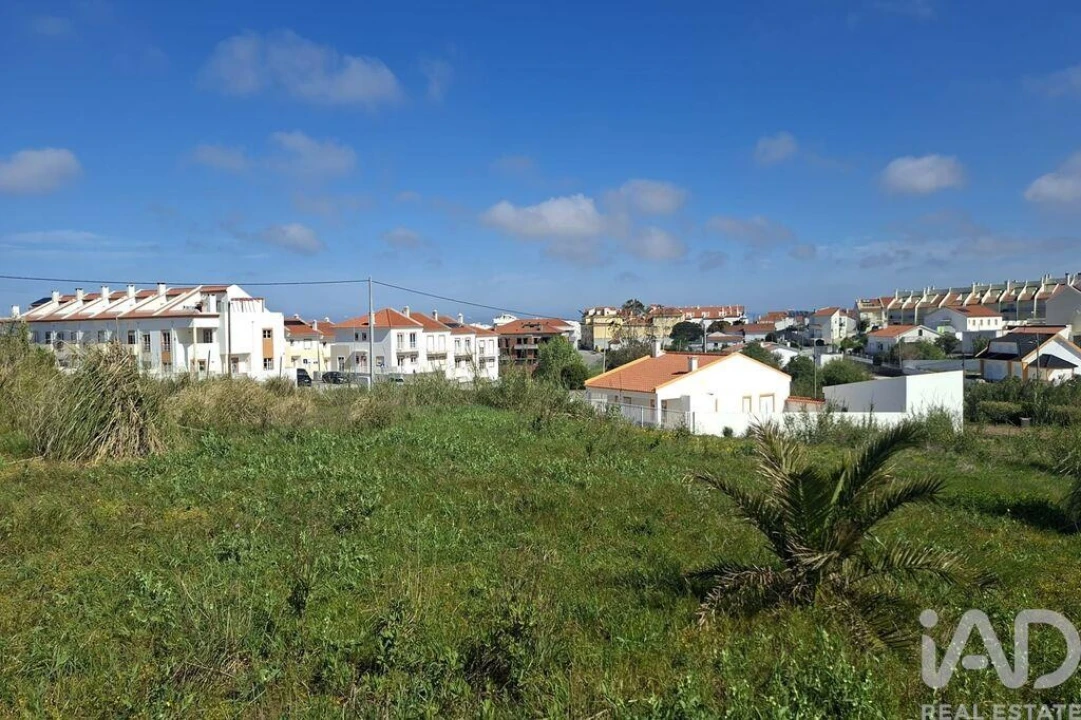 Terreno para Venda em Atouguia da Baleia Foto 3