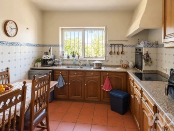 Moradia T7 para Venda em Santo Tirso, Couto (Santa Cristina e São Miguel) e Burgães
