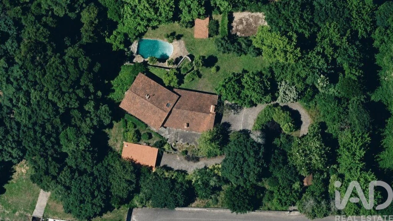 Moradia T7 para Venda em Santo Tirso, Couto (Santa Cristina e São Miguel) e Burgães Foto 1