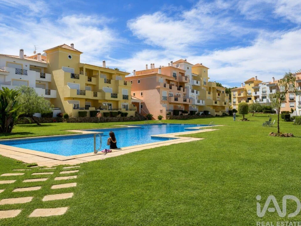 Apartamento T2 para Venda em Albufeira e Olhos de Água Foto 1