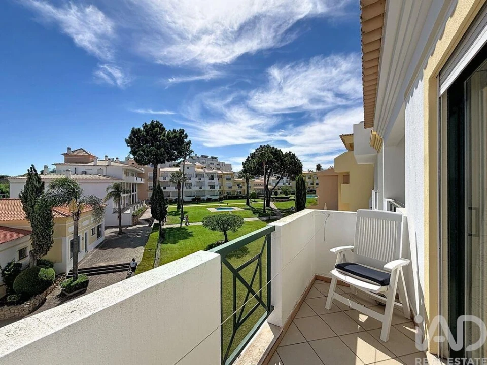 Apartamento T2 para Venda em Albufeira e Olhos de Água Foto 25