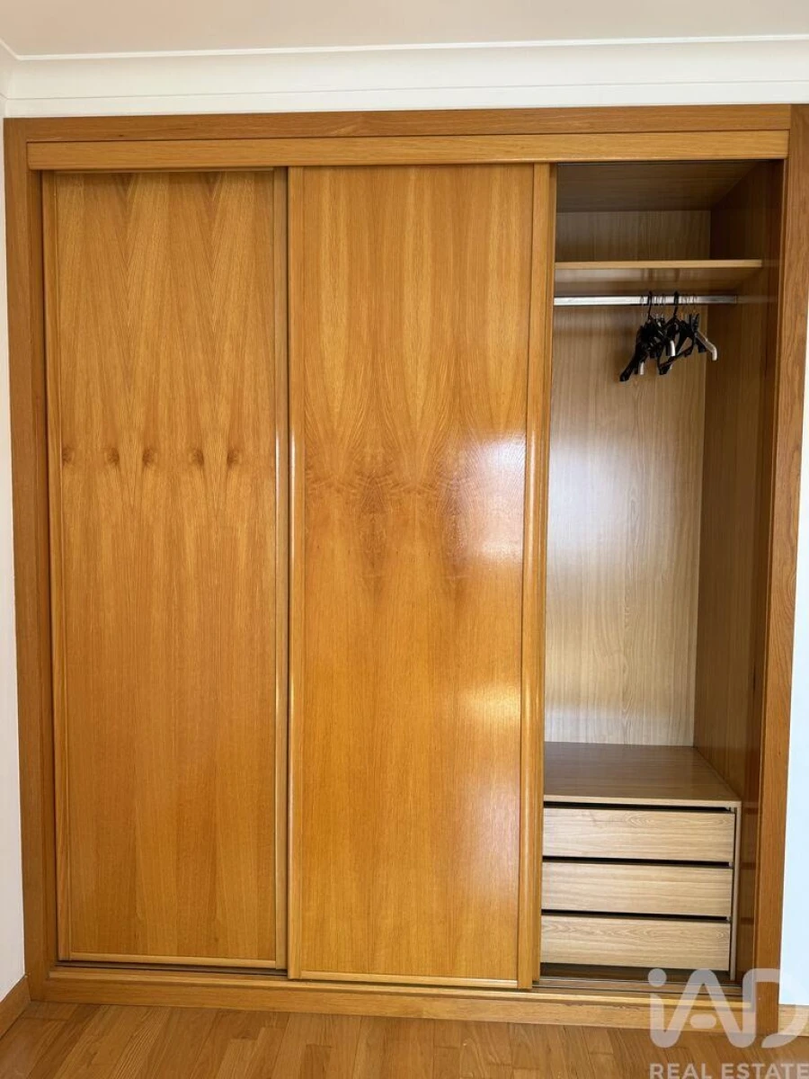Apartamento T1 para Arrendamento em Alvalade Foto 20