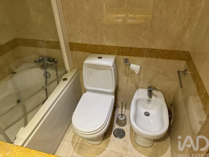 Apartamento T1 para Arrendamento em Alvalade Foto 23