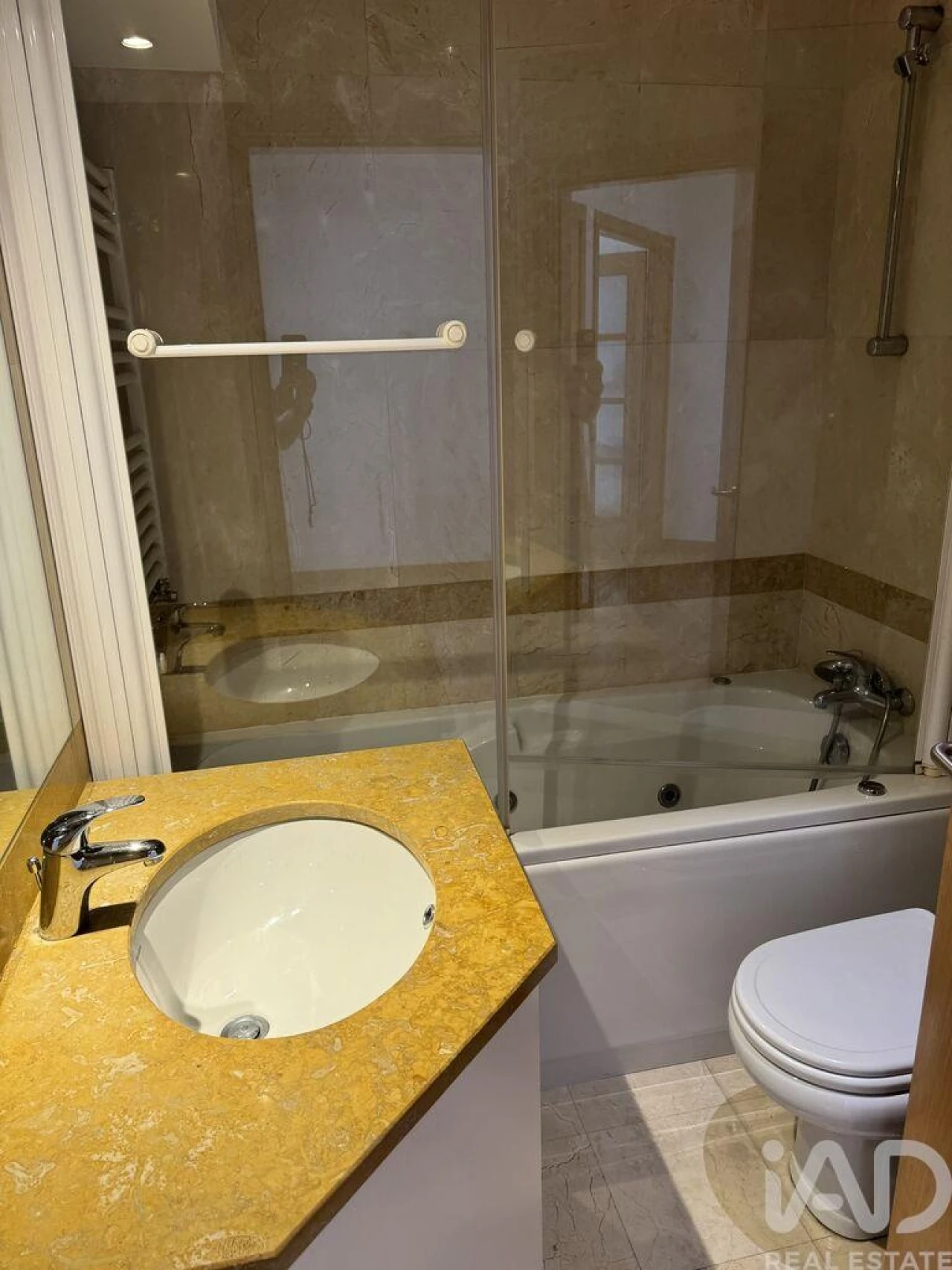 Apartamento T1 para Arrendamento em Alvalade Foto 22