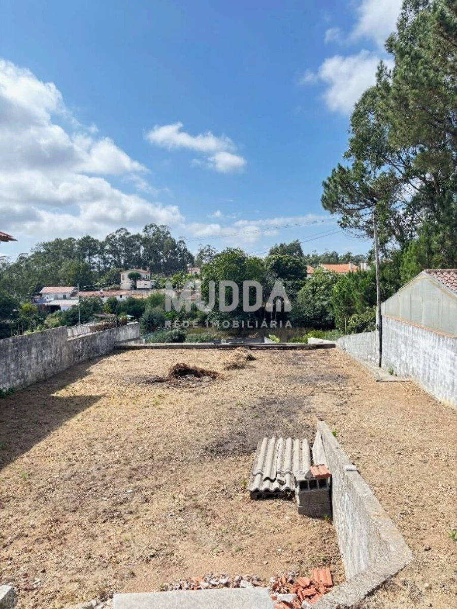 Terreno para Venda em Vila de Cucujães Foto 13