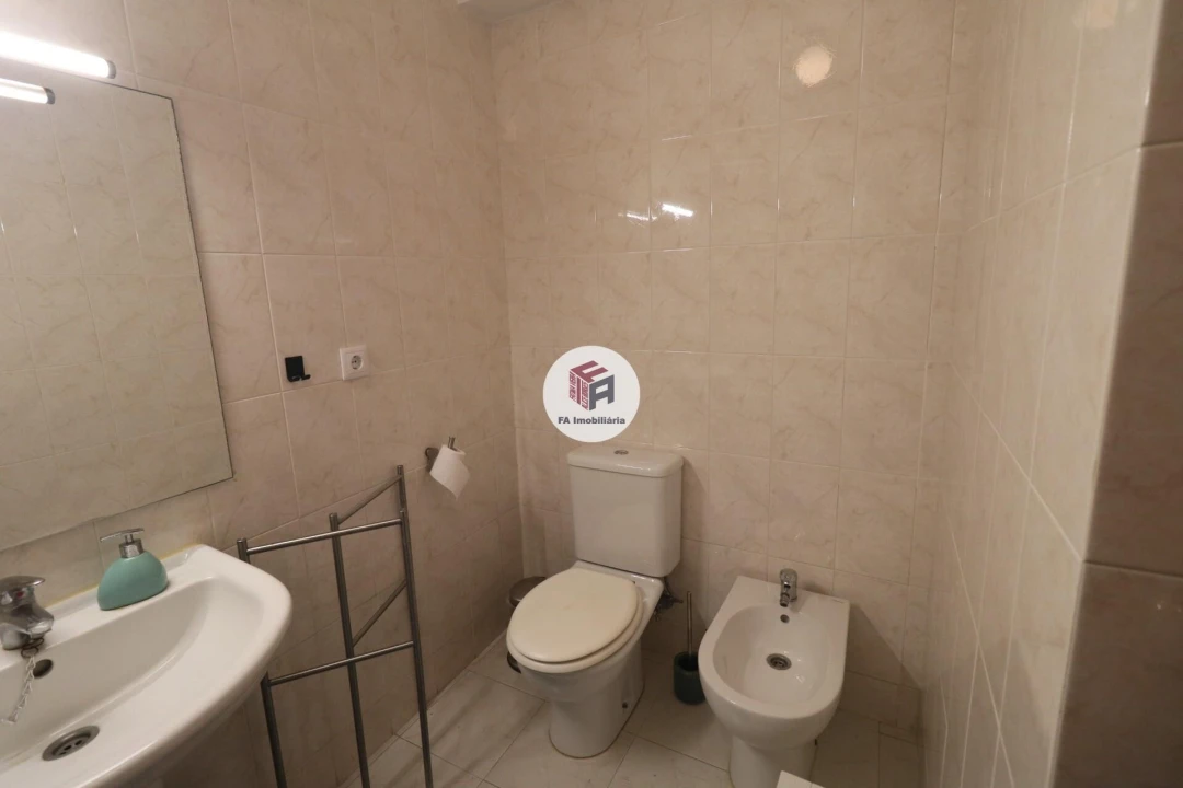 Apartamento T2 para Venda em São Mamede de Infesta e Senhora da Hora Foto 19