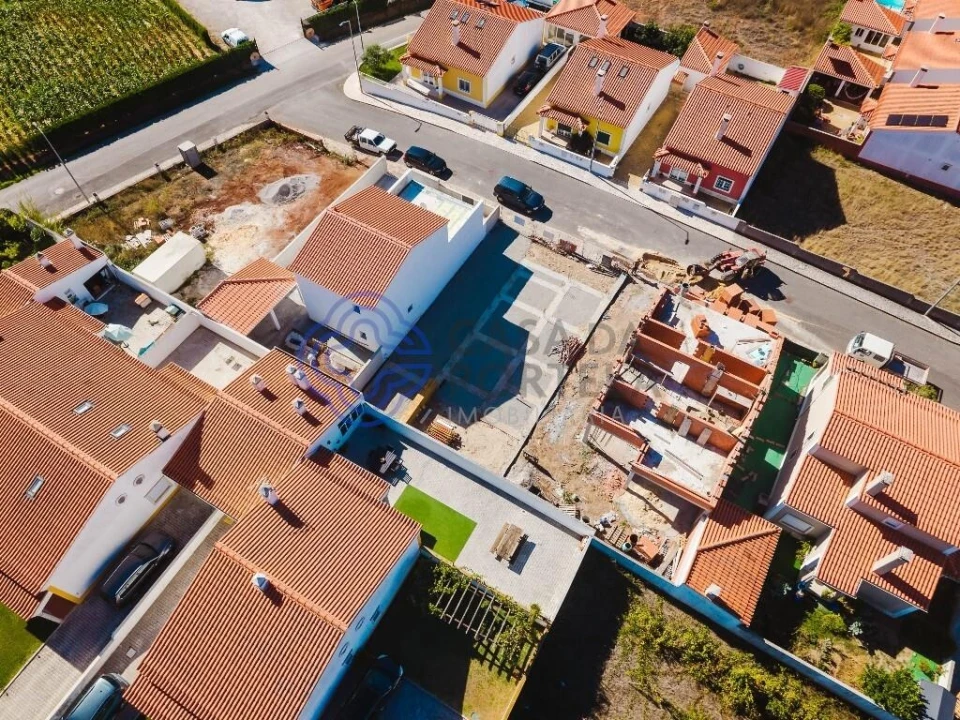 Moradia T3 para Venda em Santa Maria, São Pedro e Sobral da Lagoa Foto 7