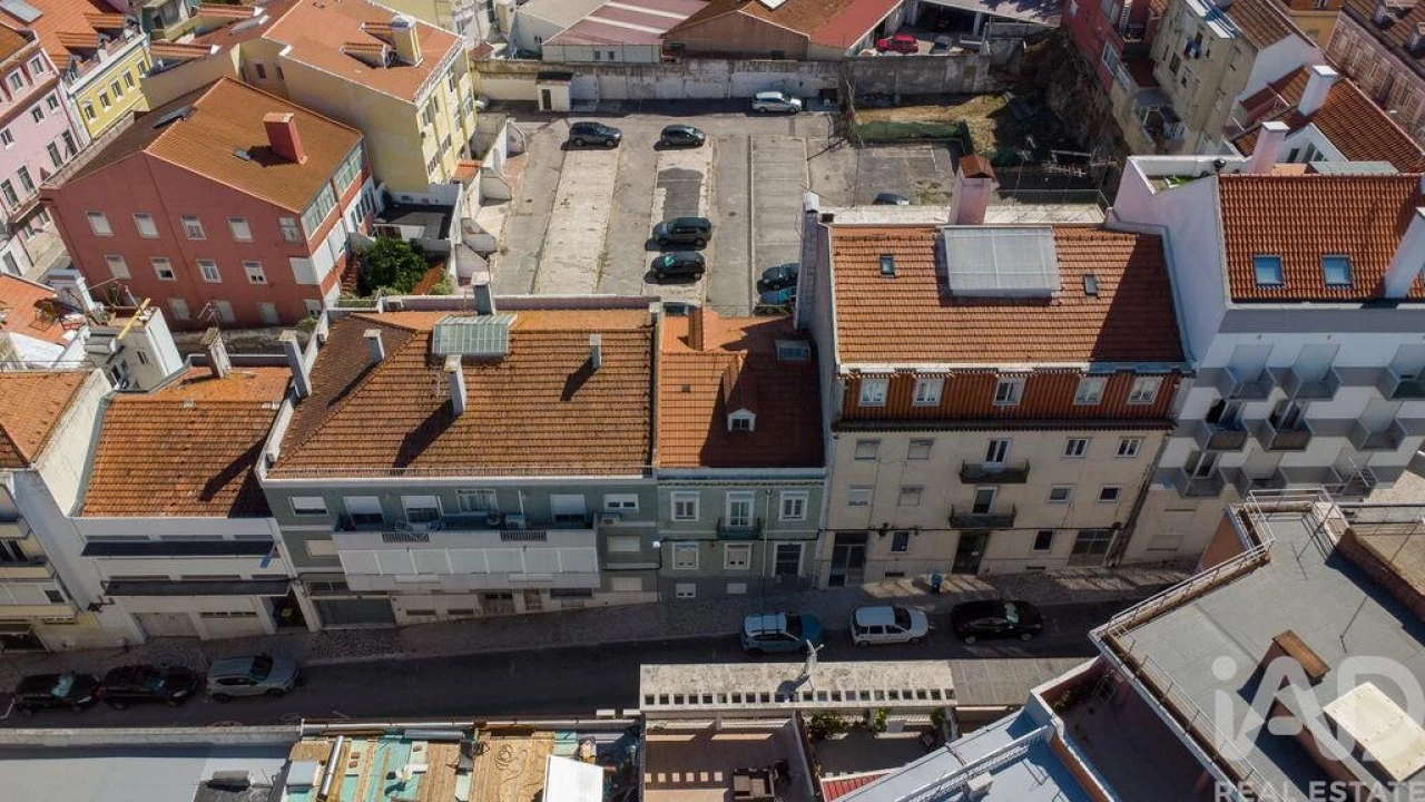 Apartamento T4 para Venda em Campolide Foto 25