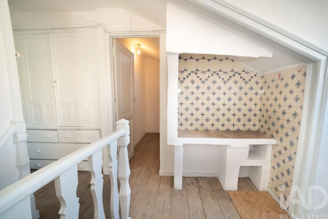 Apartamento T4 para Venda em Campolide Foto 14