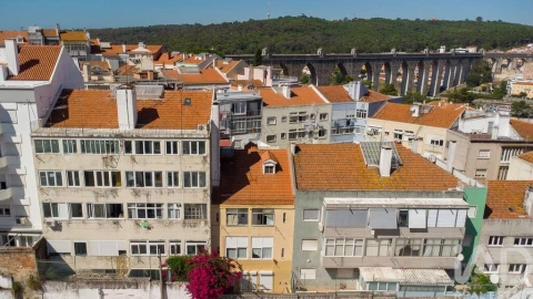 Apartamento T4 para Venda em Campolide
