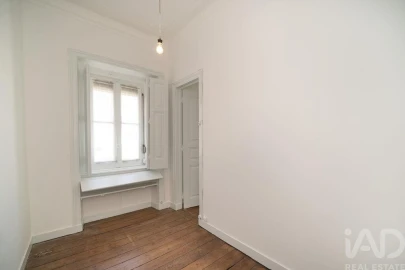 Apartamento T4 para Venda em Campolide
