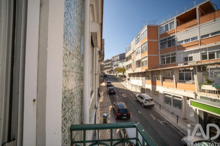 Apartamento T4 para Venda em Campolide Foto 21