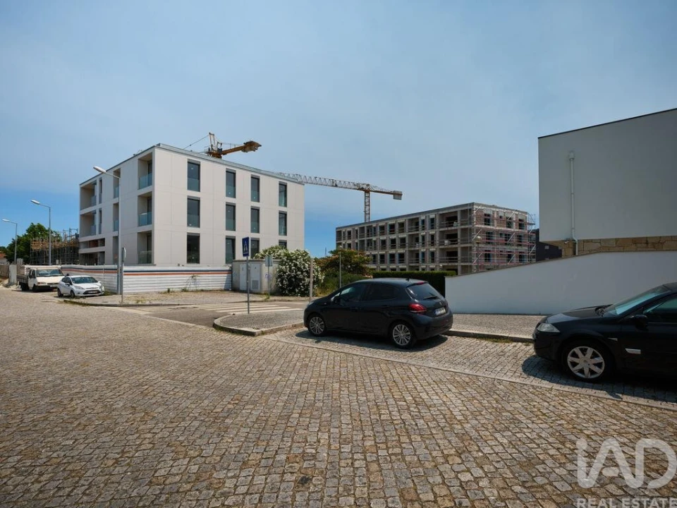 Apartamento T2 para Venda em Cidade da Maia Foto 6