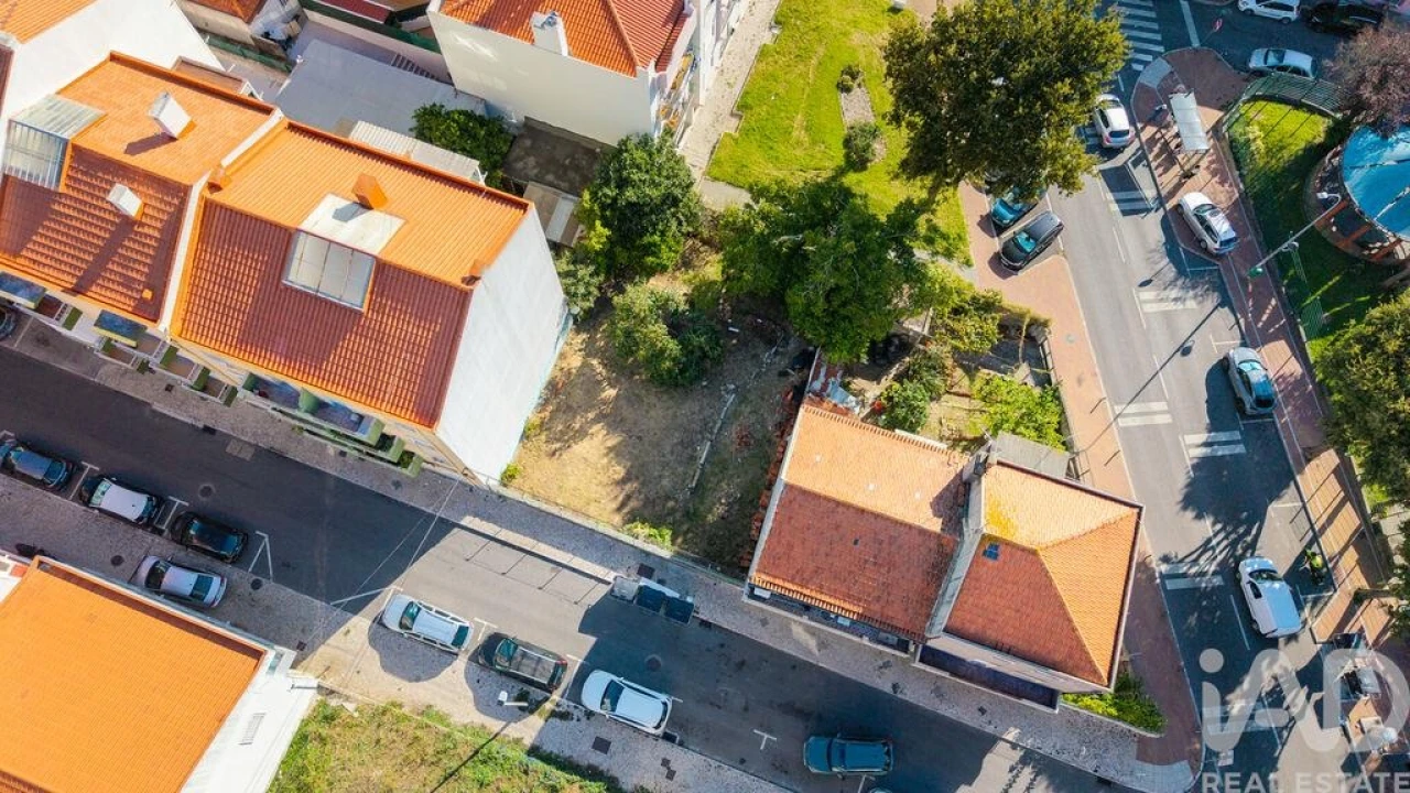 Terreno para Venda em Encosta do Sol Foto 4