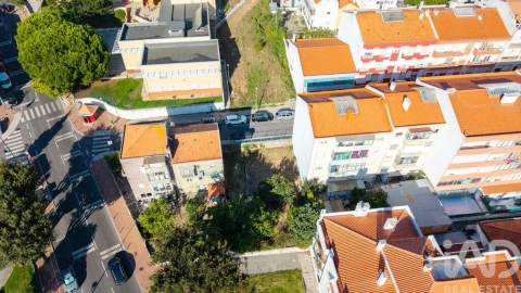 Terreno para Venda em Encosta do Sol
