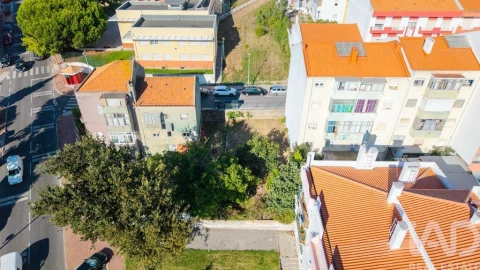 Terreno para Venda em Encosta do Sol