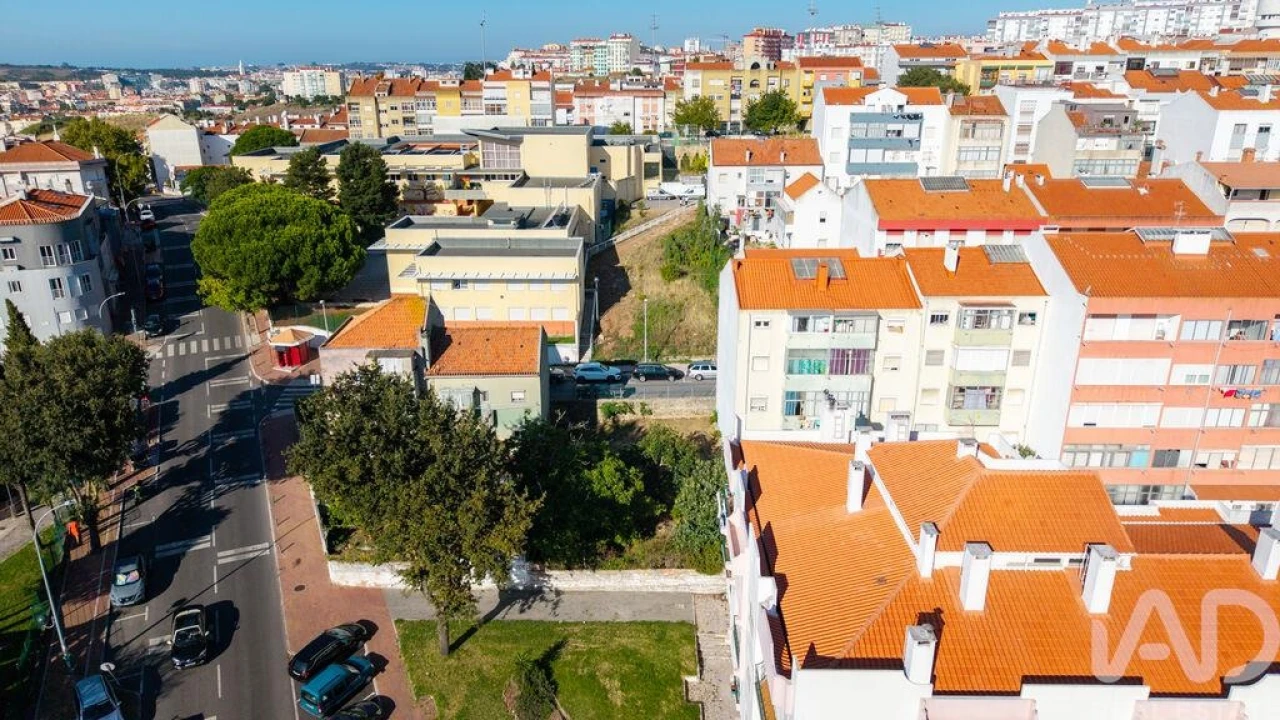 Terreno para Venda em Encosta do Sol Foto 9