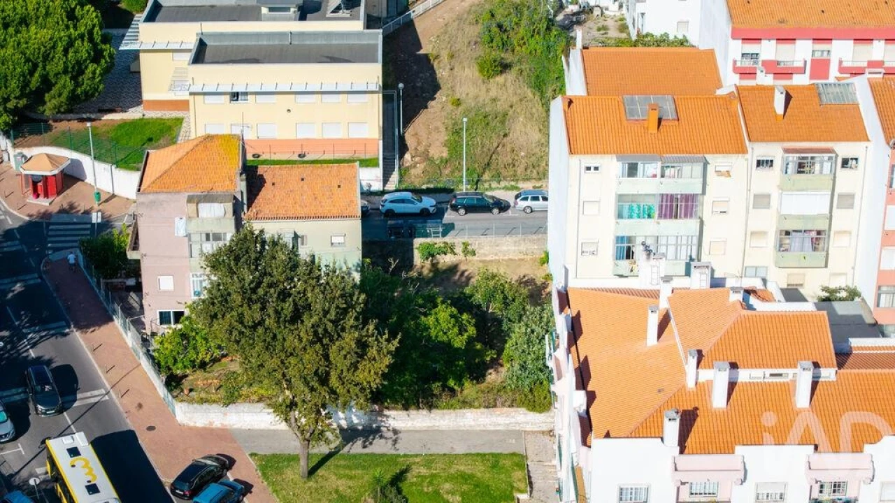 Terreno para Venda em Encosta do Sol Foto 12